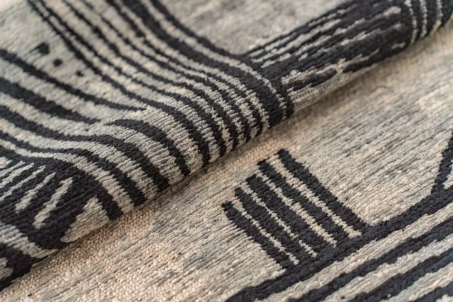 Dywan tkany na płasko KANJI 140x200 cm Dark Street (2066)