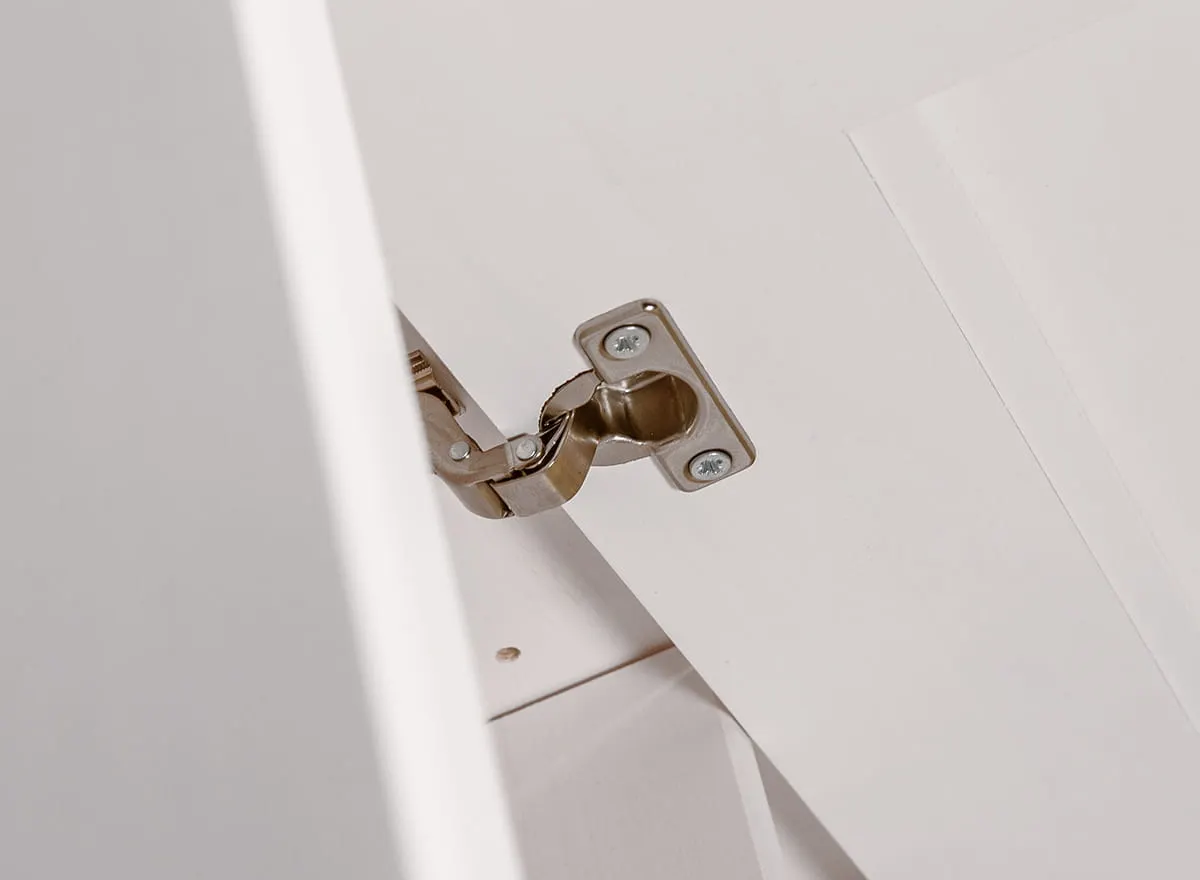 Szafka nocna sosnowa Toskania Kolor: biały, bejca - PL2039BS