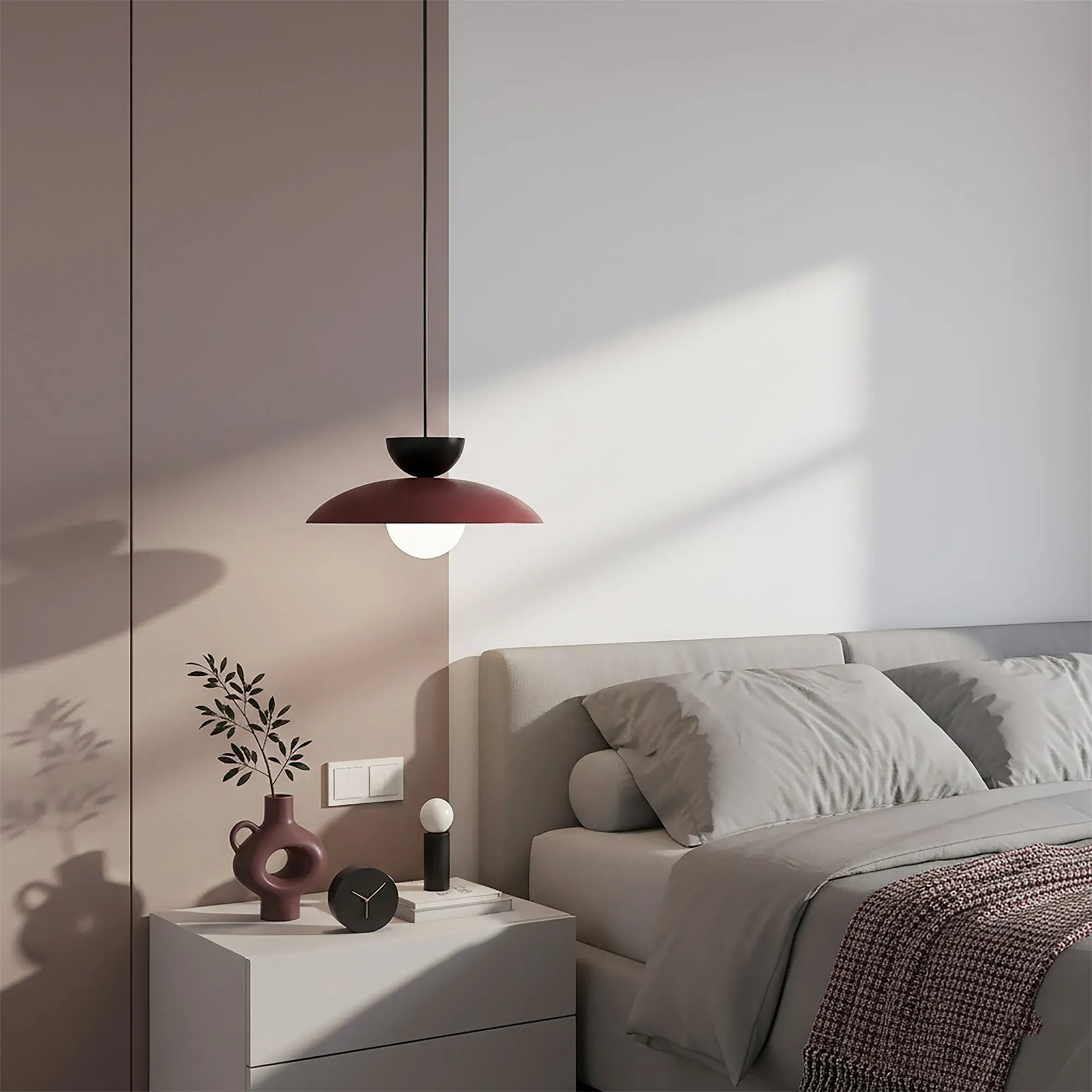lampka wisząca, lampa sufitowa, kolor różowy, sypialnia, stolik nocny