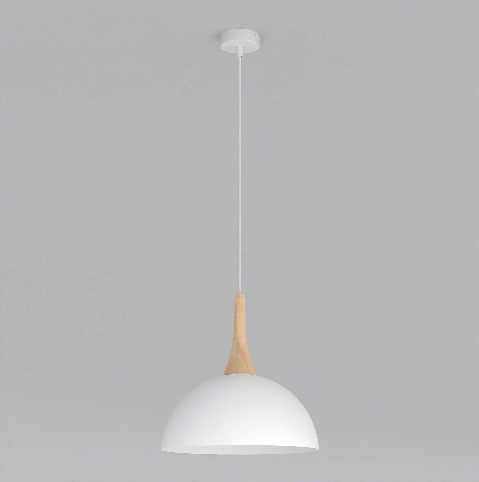 image lampa wisząca, drewniana gałąź?, kolor biały, korpus metalowy?, duża czasza
