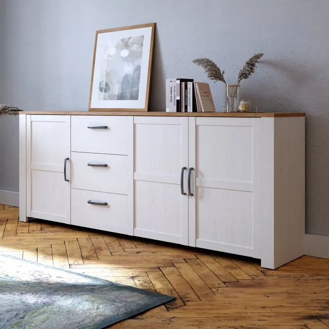 Komoda 3-drzwiowa z 3 szufladami CHISBURY P - dąb riviera, modrzew jasny sibu - BHLK241R-M482