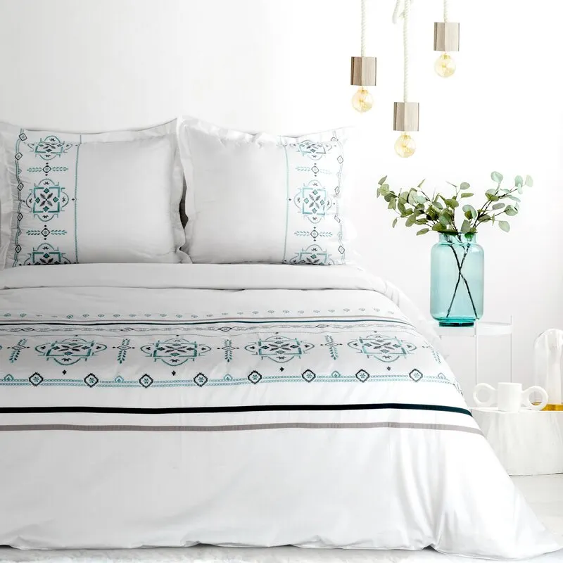 KOMPLET POŚCIELI SATYNOWEJ HAFT 220 X 200 CM BIAŁY KOMPLET POŚCIELI SATYNOWEJ HAFT 220 X 200 CM BIAŁY