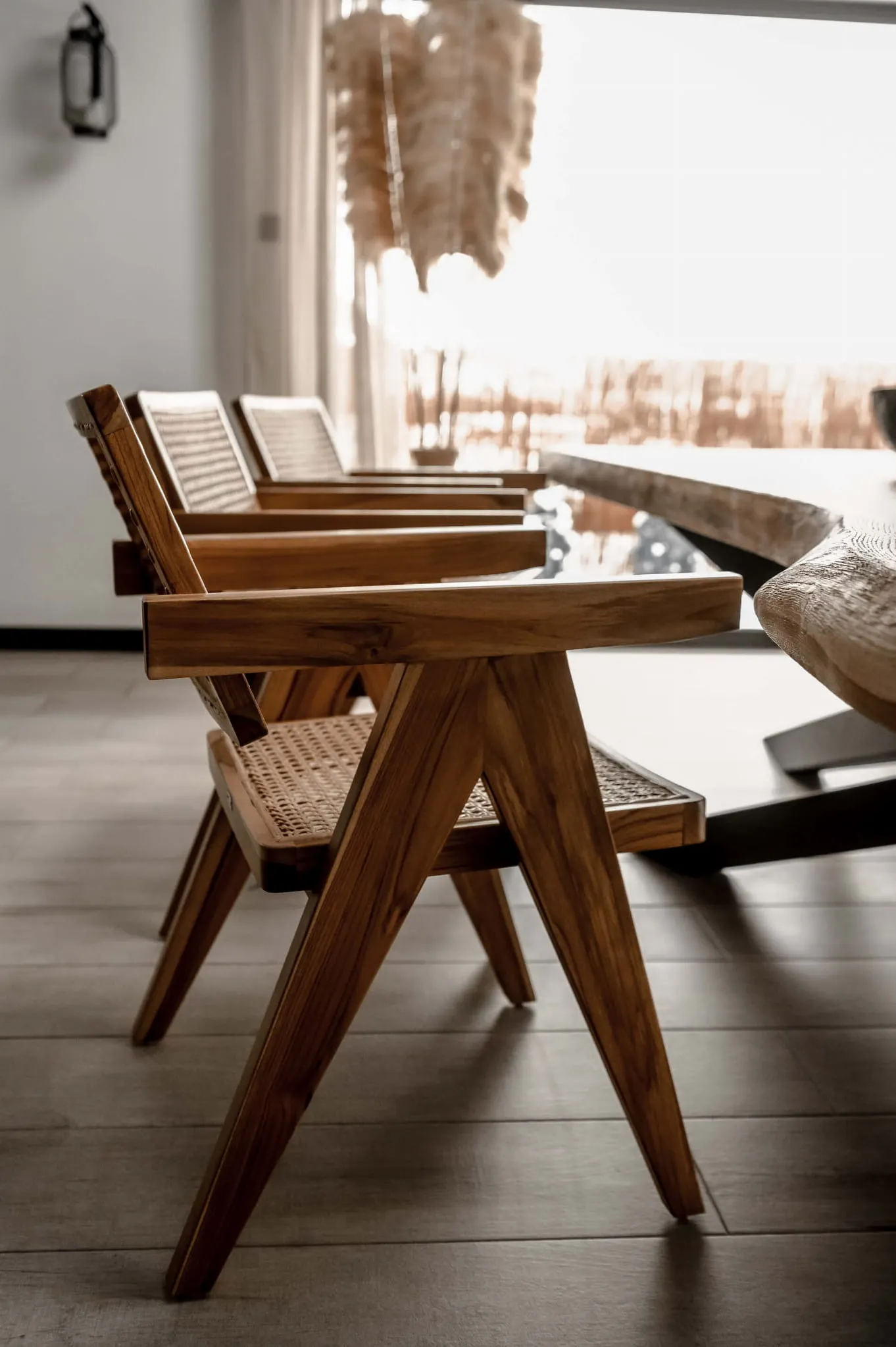 Fotel drewniany JOY Brązowy - MMRC005B1