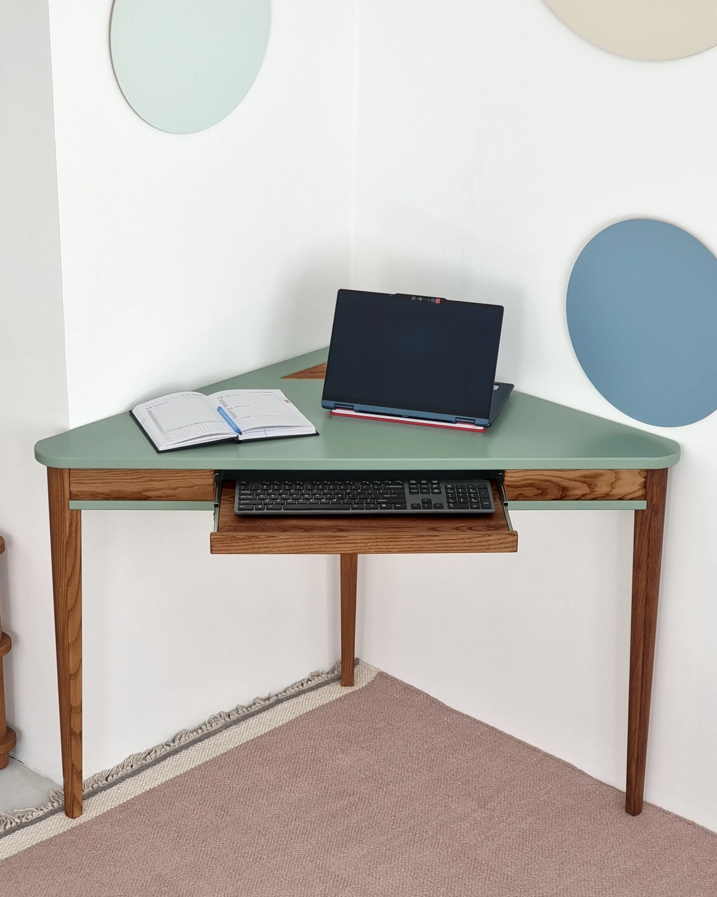 Biurko narożne ASHME z półką na klawiaturę 114x85 żółty blat/ciemne drewniane nogi - NRGBACDKEY_OAK_5