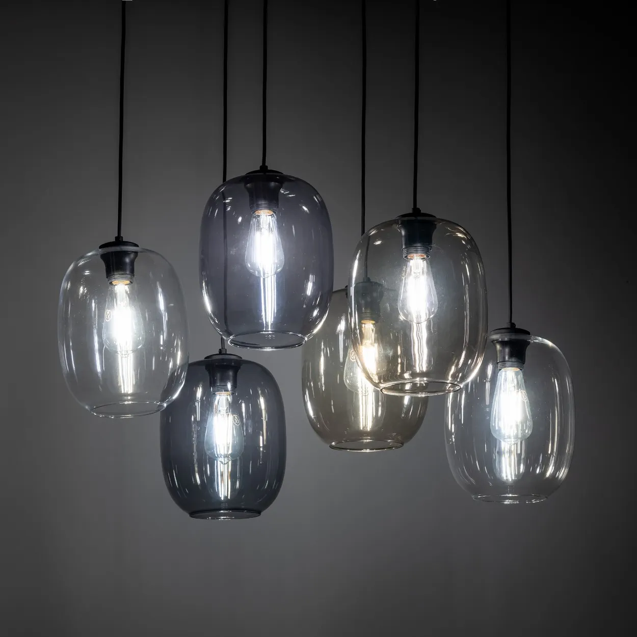 Lampa wisząca ELIO na czarnej podstawie i przewodach 6 różnokolorowych szklanych kloszy przeźroczyste ciemne i brązowe 130x70x40cm - TK_5974