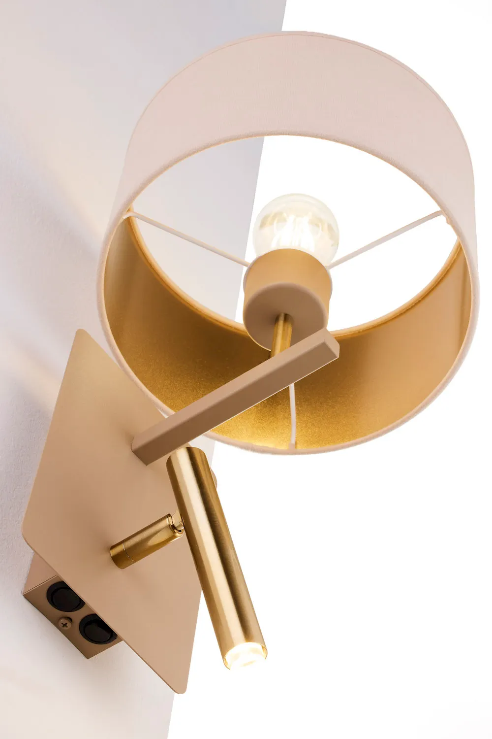 lampa ścienna, kinkiet, metalowy, beżowy, żyłka żarówki