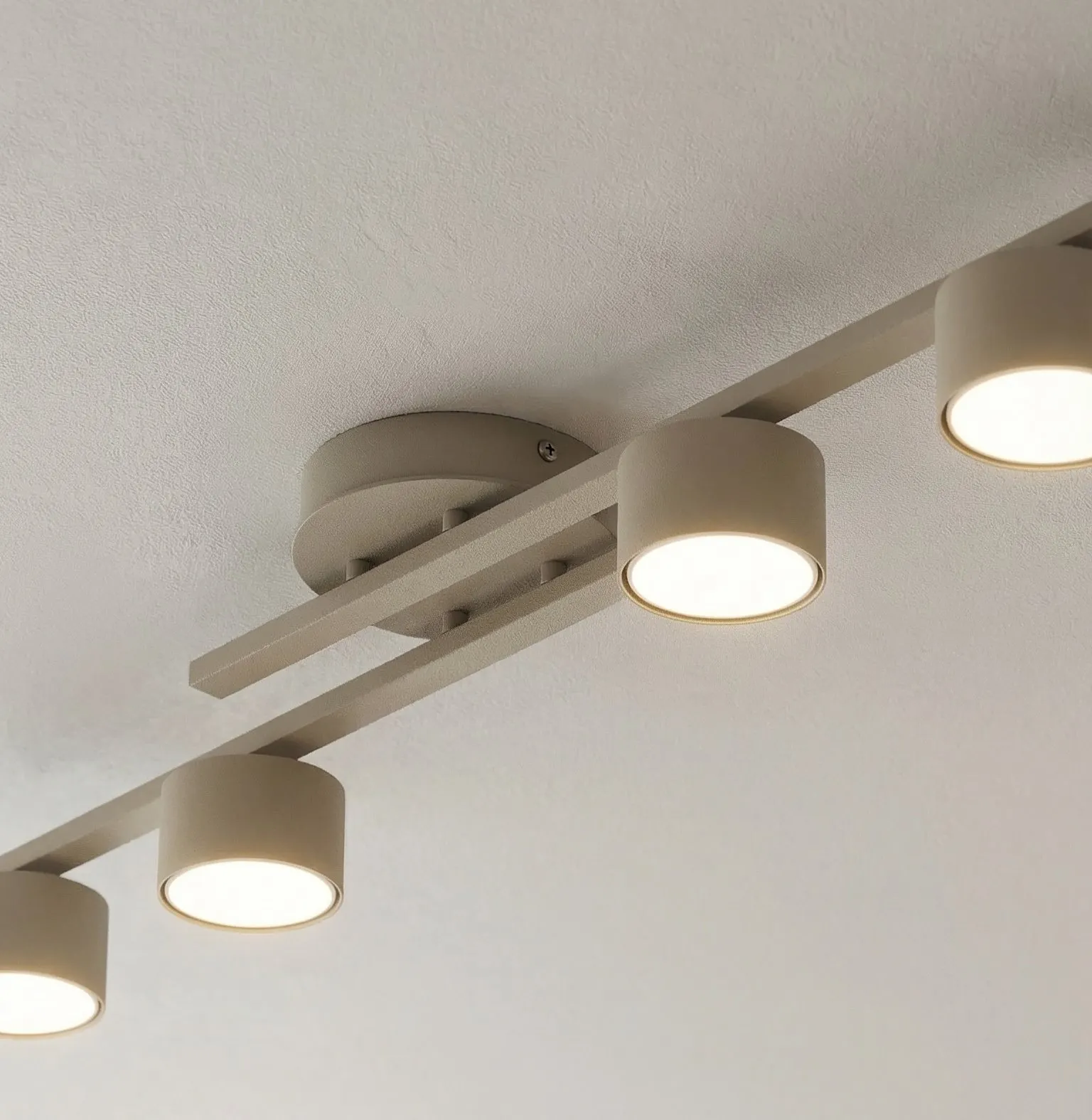 image lampa sufitowa, kinkiet dachowy, źródło światła, metalowa konstrukcja, biały kolor