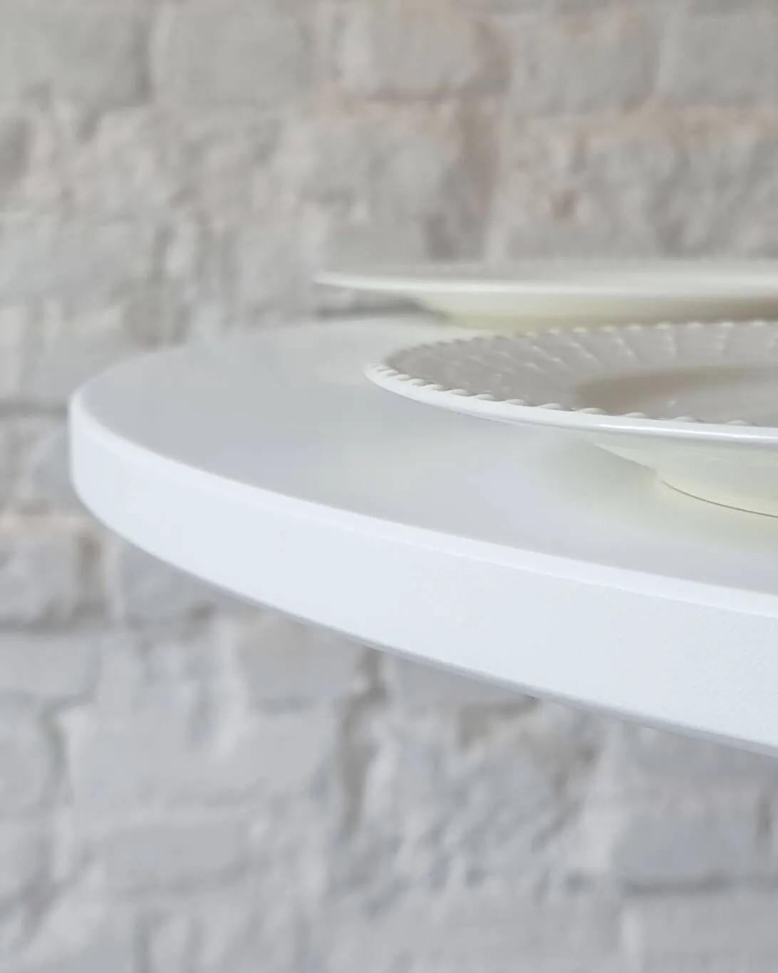 Stół okrągły JUBI BOLD 100cm ciemnoszary orzech - NRGBTJ100_6_WAL