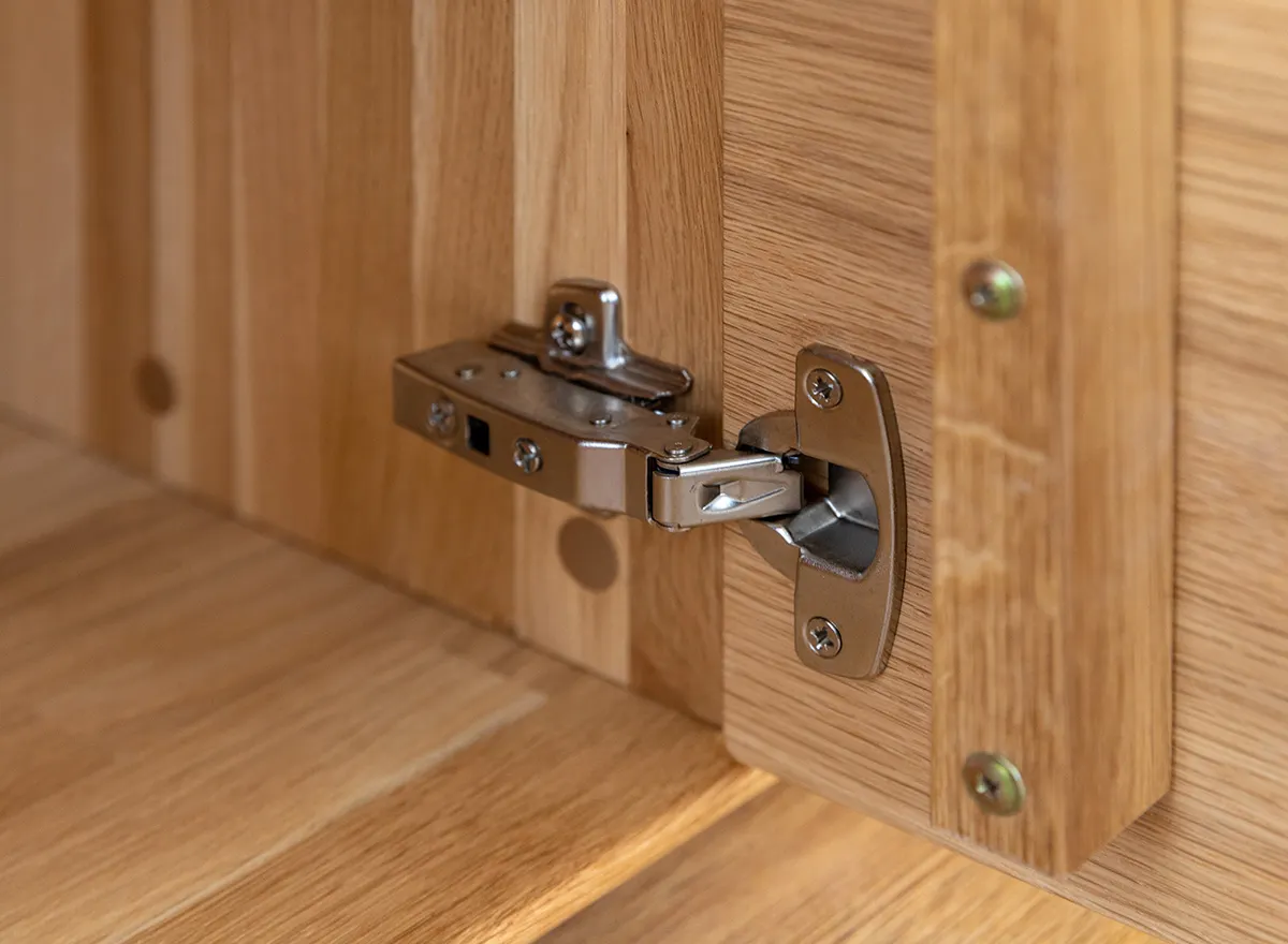 Witryna drewniana szklana DIVISIONE z oświetleniem prawa dąb olejowany - ZIDIV04R