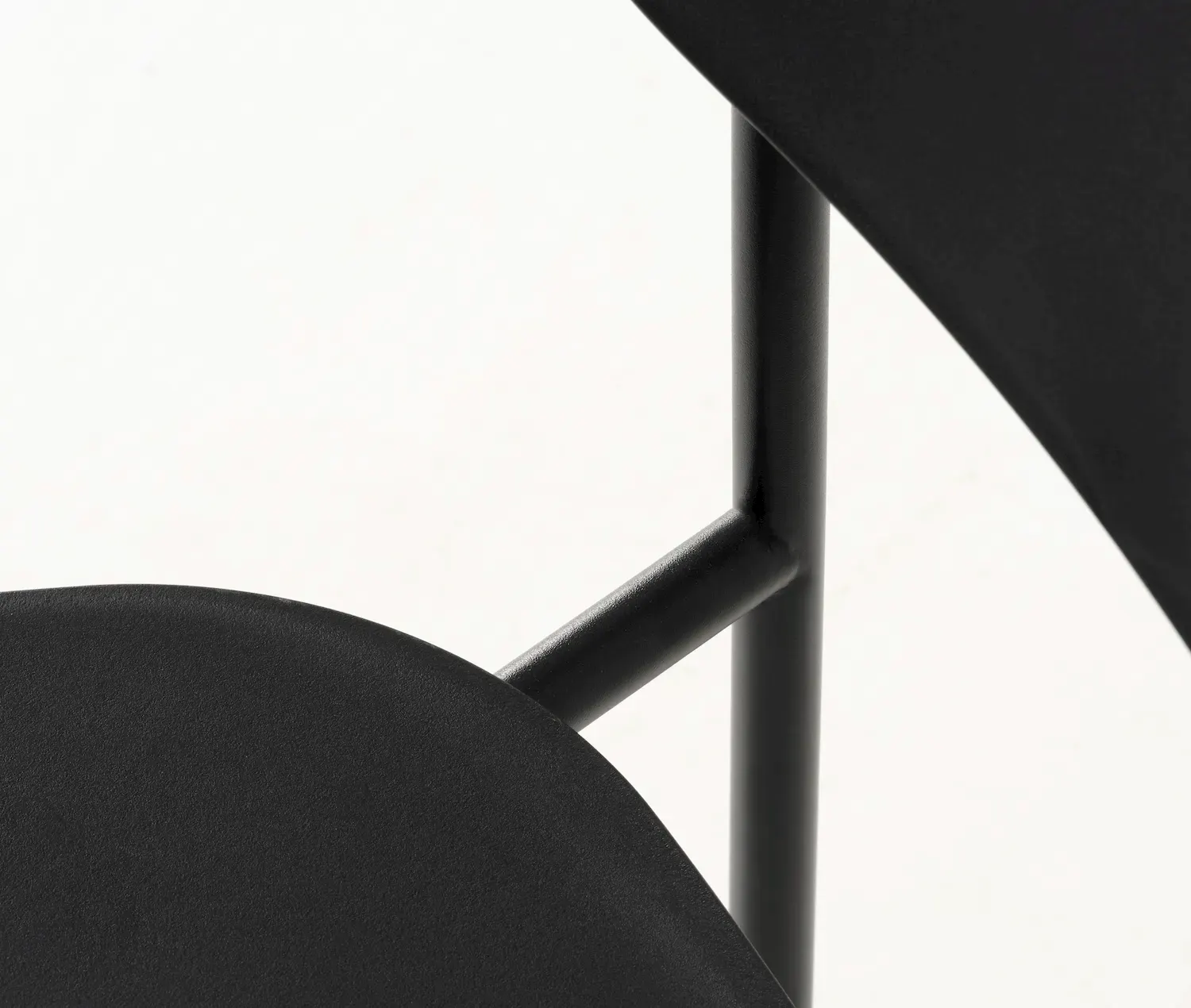 Krzesło metalowe KIRKLAND - czarne - UN_54310000