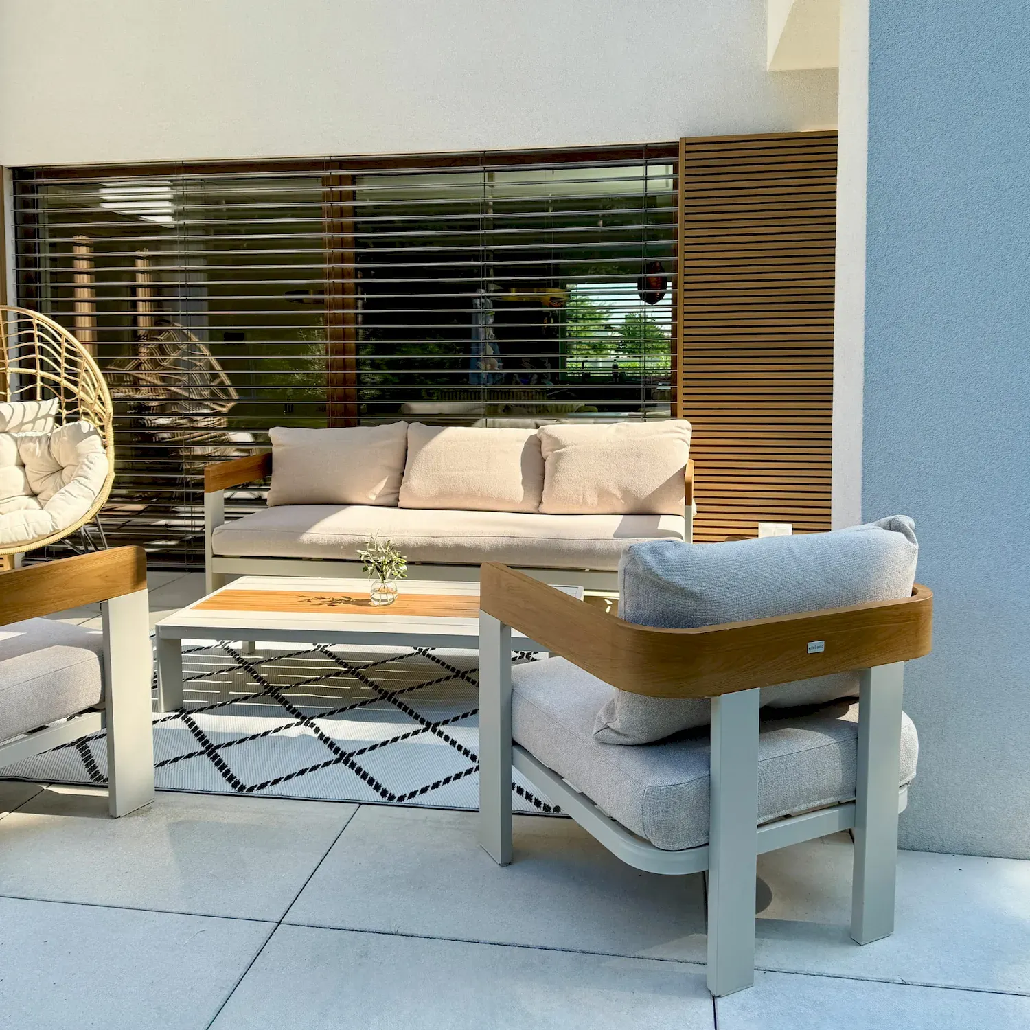 Zestaw ogrodowy MOLTO CS sofa + 2 fotele + stolik kawowy beżowy — zdjęcie 13