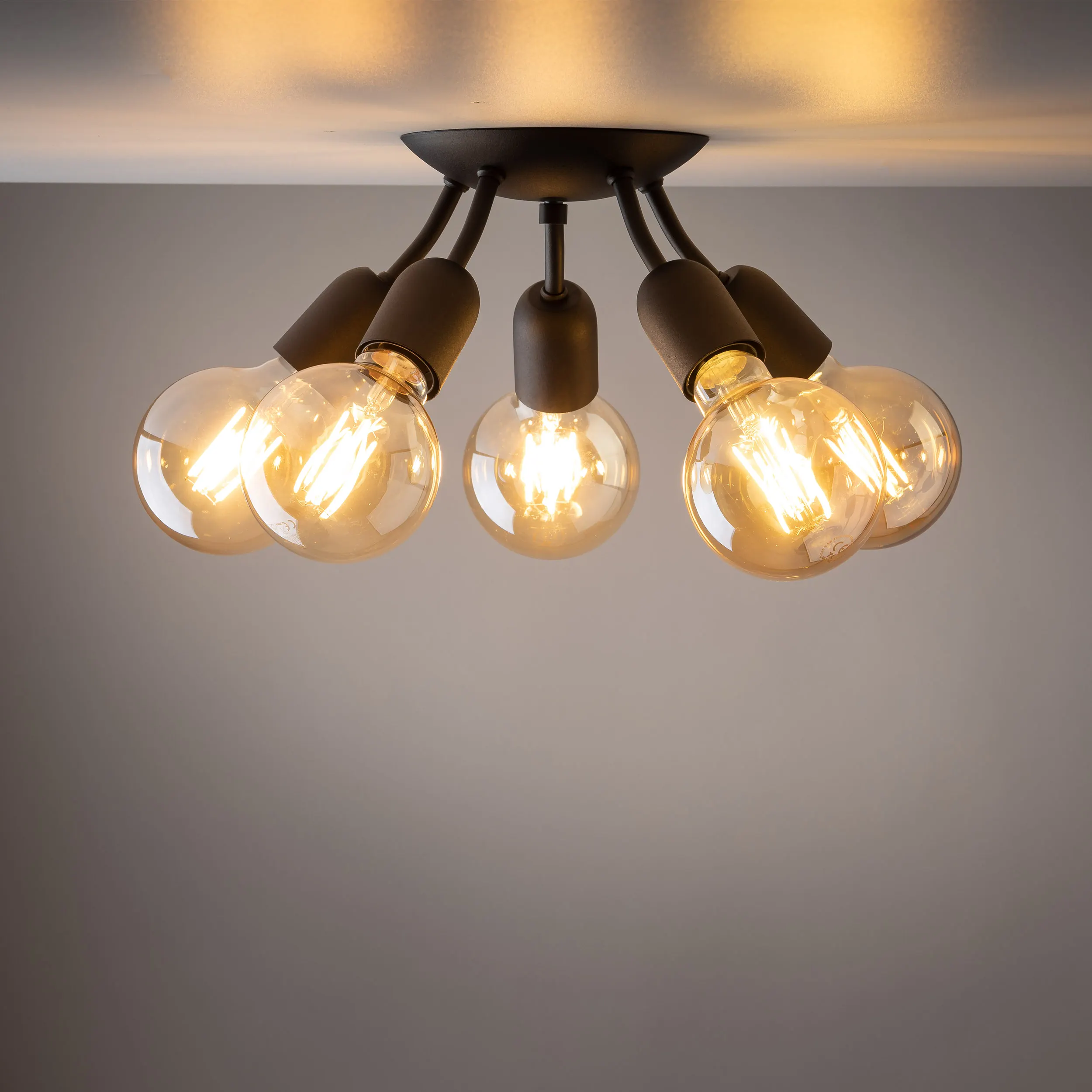 Lampa sufitowa RUBIO czarna na okrągłej podstawie 28x13cm - TK_4830