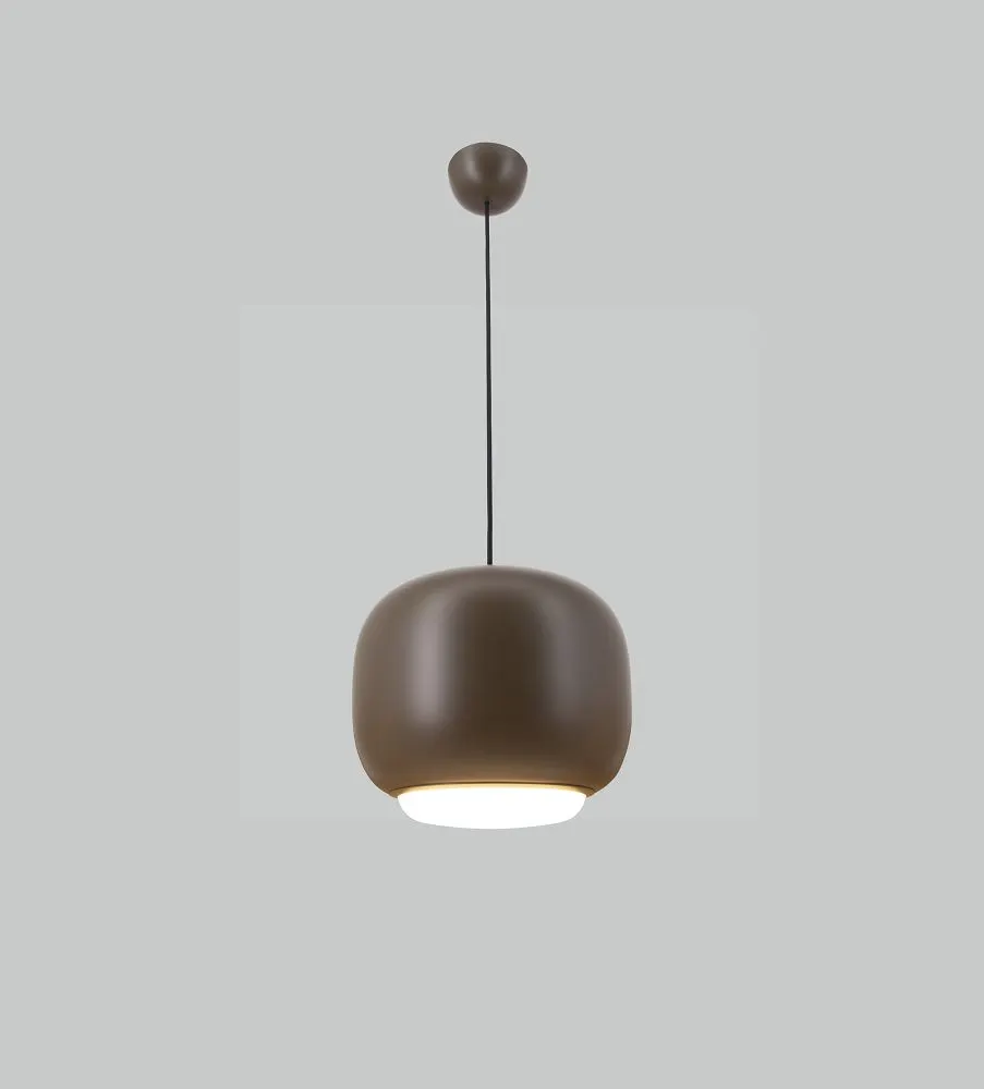 image lampa wisząca, kuleczka, metalowy abażur, brązowy kolor, źródło światła LED