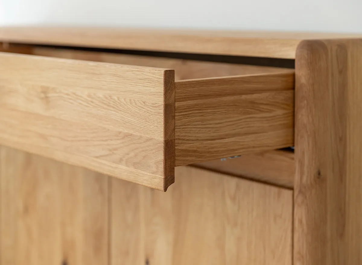 Komoda dębowa 3-drzwiowa z 2 szufladami RONDA Dębowy Sen dąb olejowany - ZIKOM1_2.3