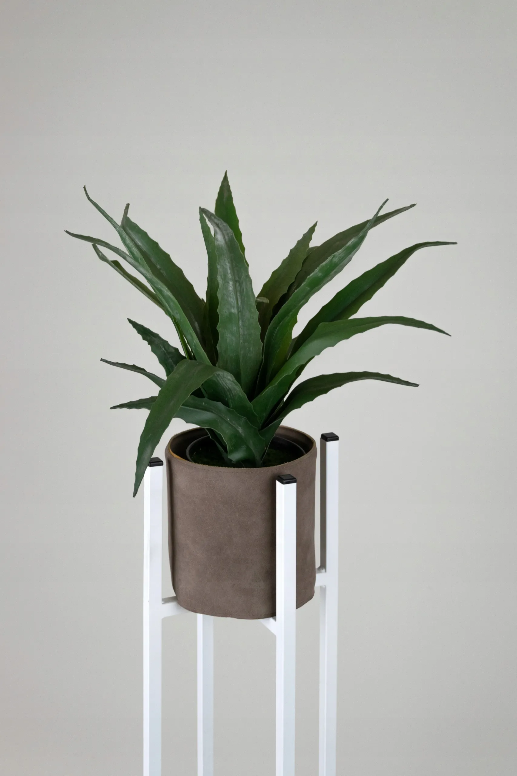 Kwietnik-stojak na donice metalowy TULLE M biały - LD_TZ000129