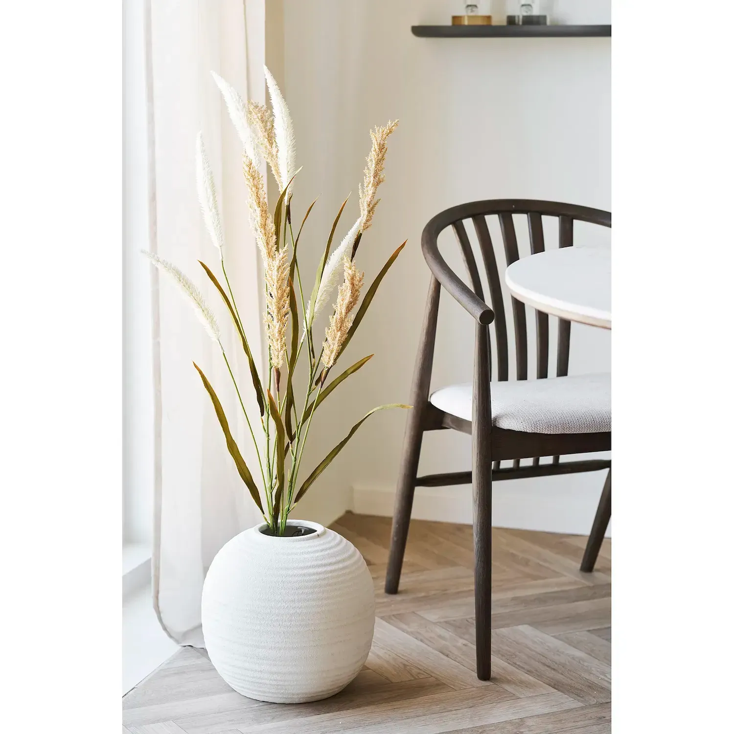 Krzesło drewniane AGUSTIN siedzisko z tkaniny beżowe czarne nogi - 1001461