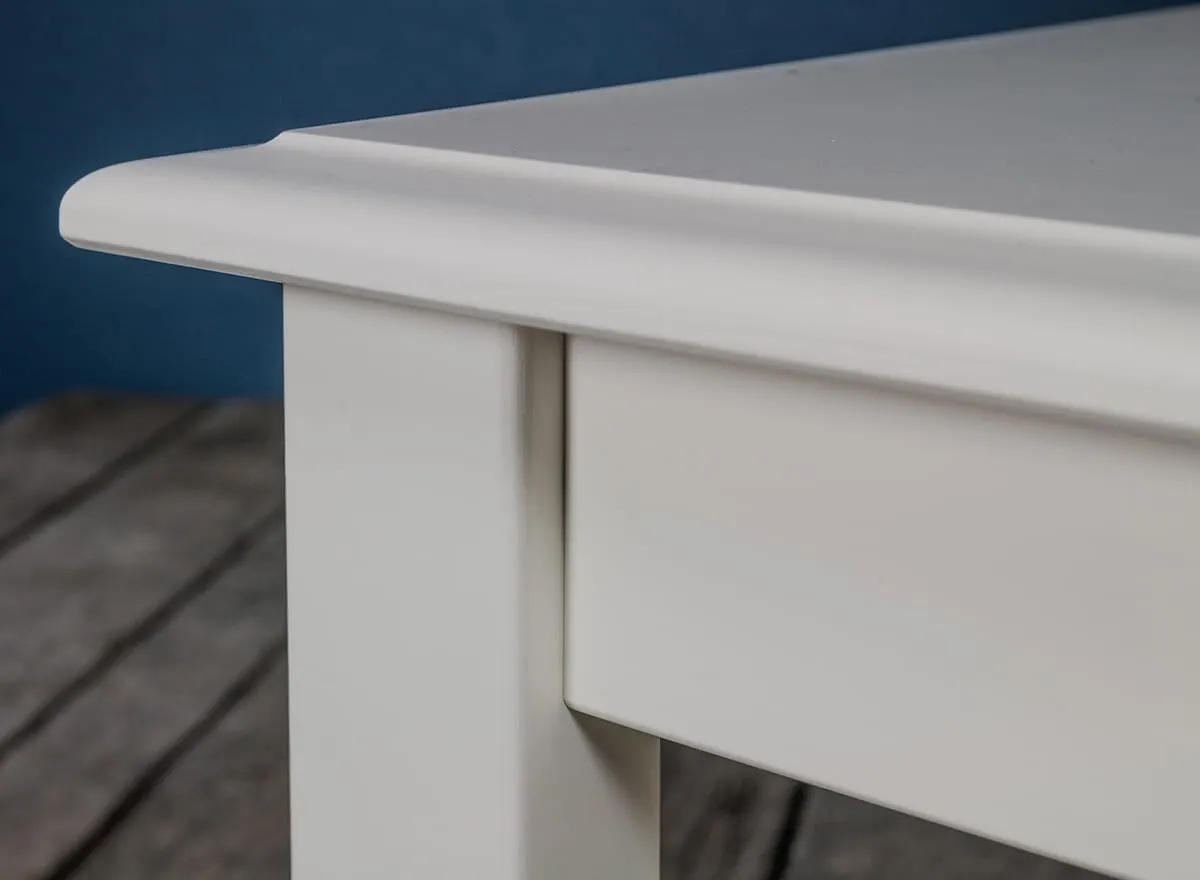 Stolik kawowy BELLUNO ELEGANTE z półką - biały 70x70 cm - PL029B