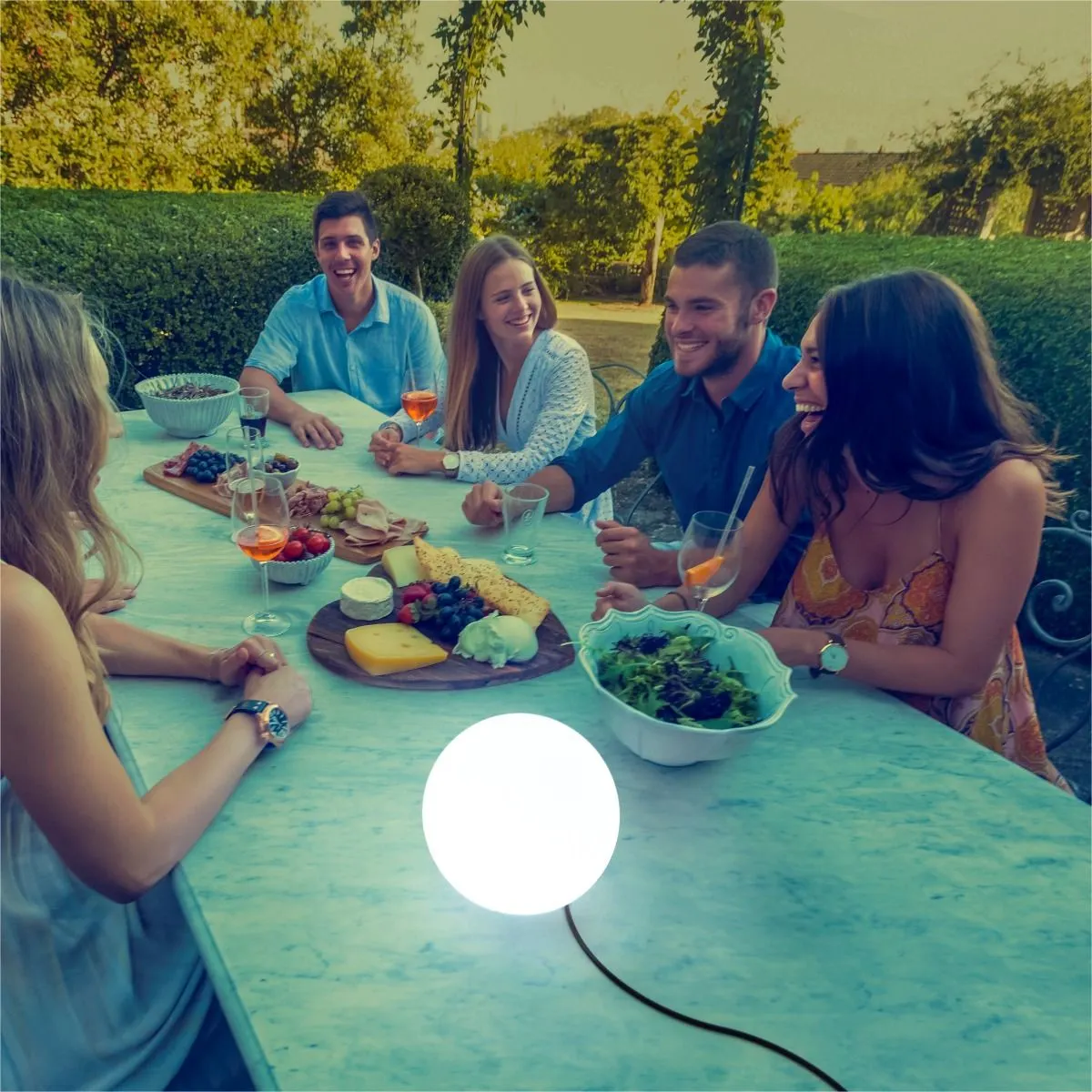 image towar spożywczy, deser, deska serów, sałatka, drink