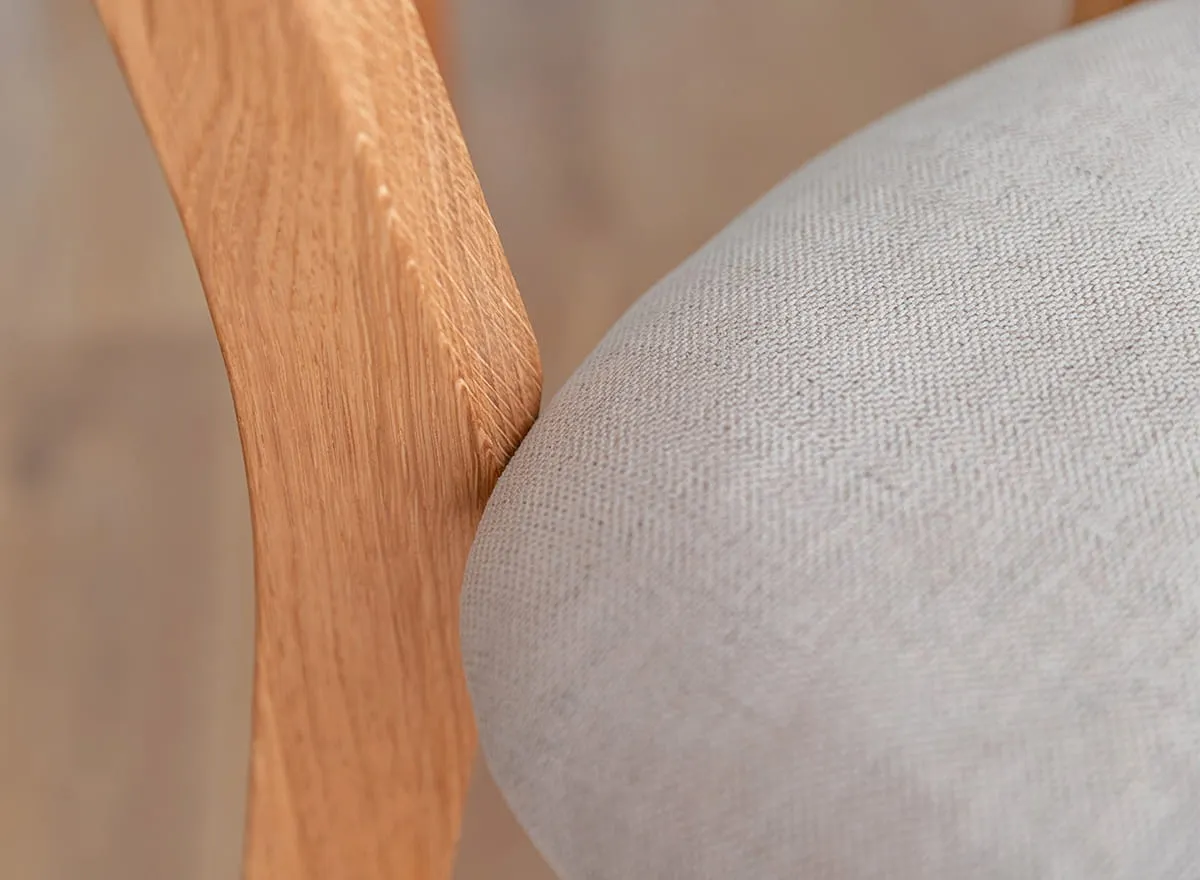 Krzesło dębowe LEON M11 z beżowym siedziskiem - dąb olejowany - KULKLM11