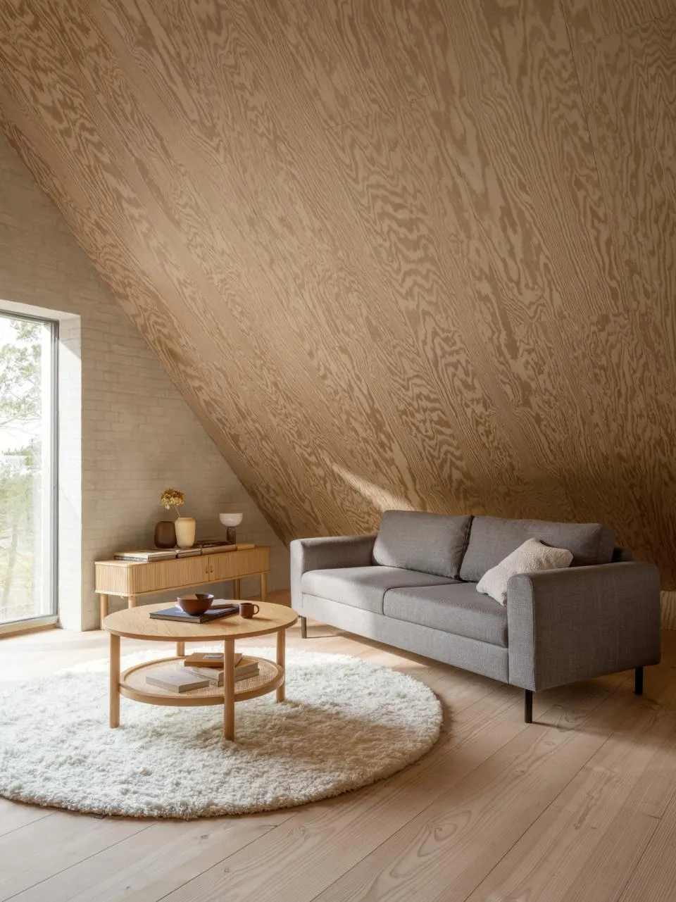 Szafka RTV z drzwiami przesuwnymi MORGAN 140x40x45, naturalny- lamele — zdjęcie 10