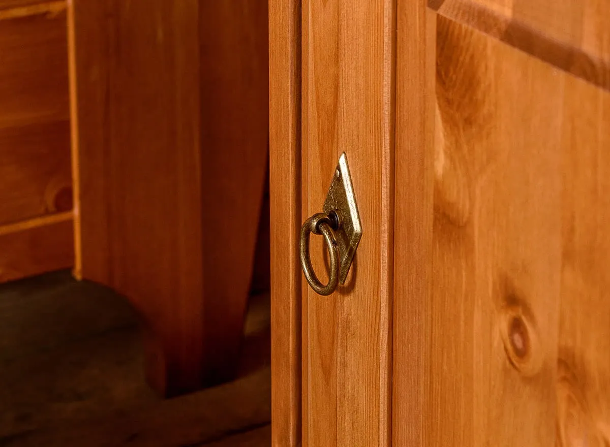 Szafka nocna sosnowa Toskania Kolor: bejca - PL2039