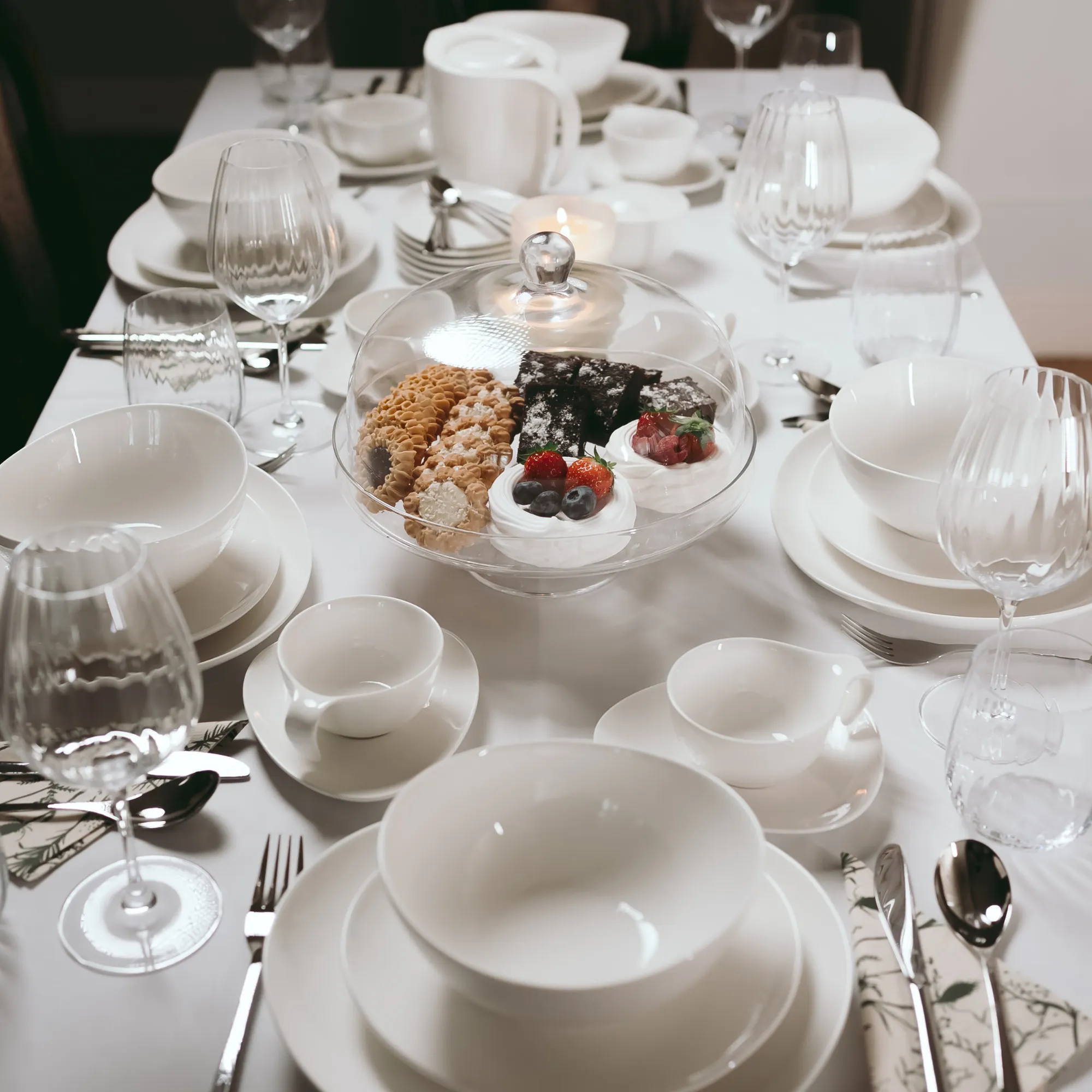 stół, nakrycie, deser, ciastka, talerze