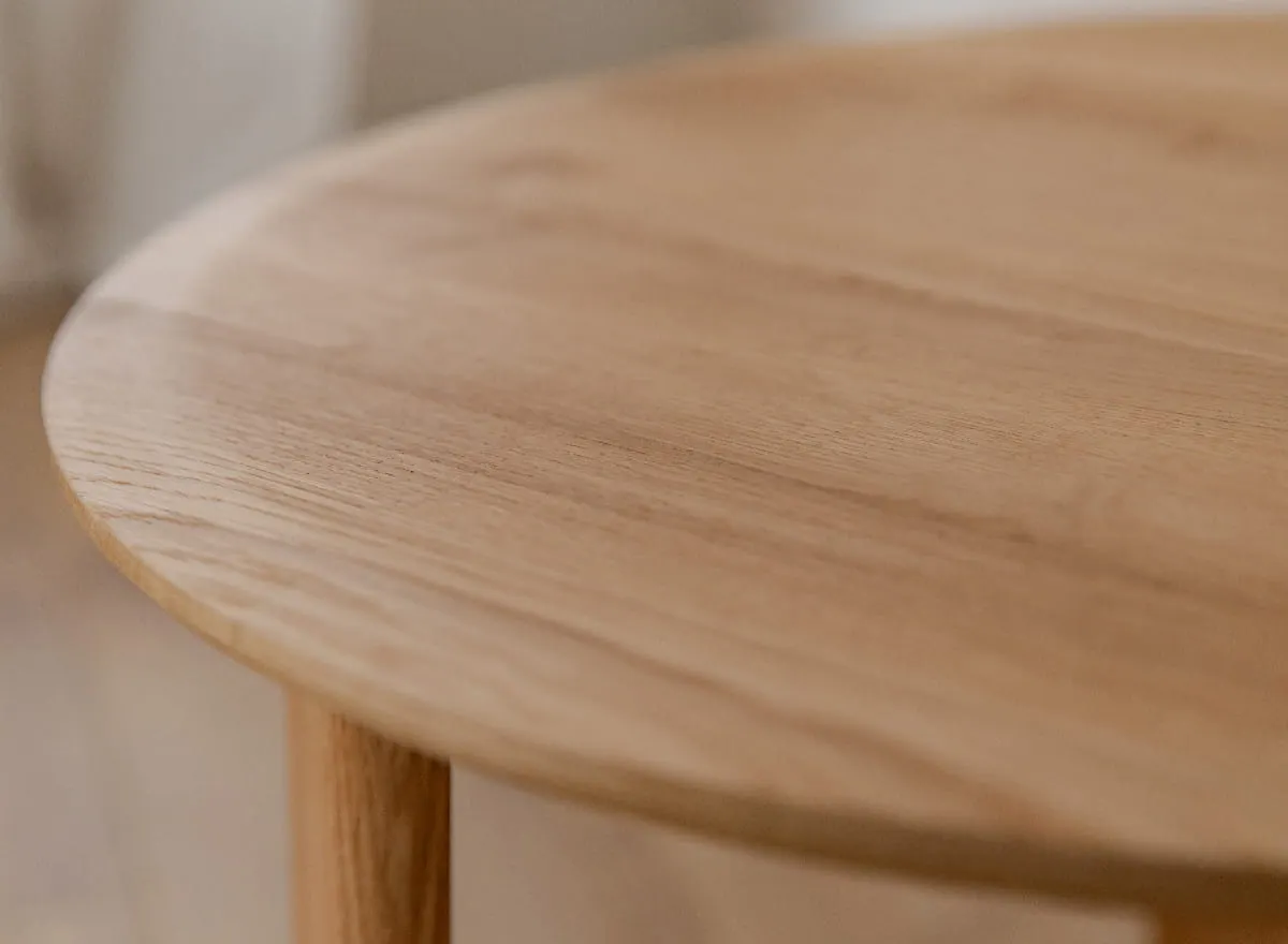 Stolik kawowy okrągły MONTI 61 cm dębowy olejowany - PRHMON61D