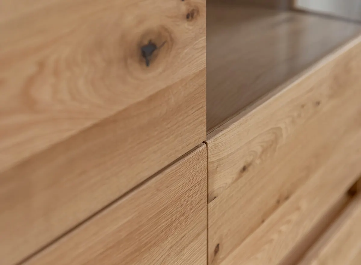 Witryna drewniana szklana DIVISIONE oświetleniem prawa dąb olejowany - ZIDIV02R