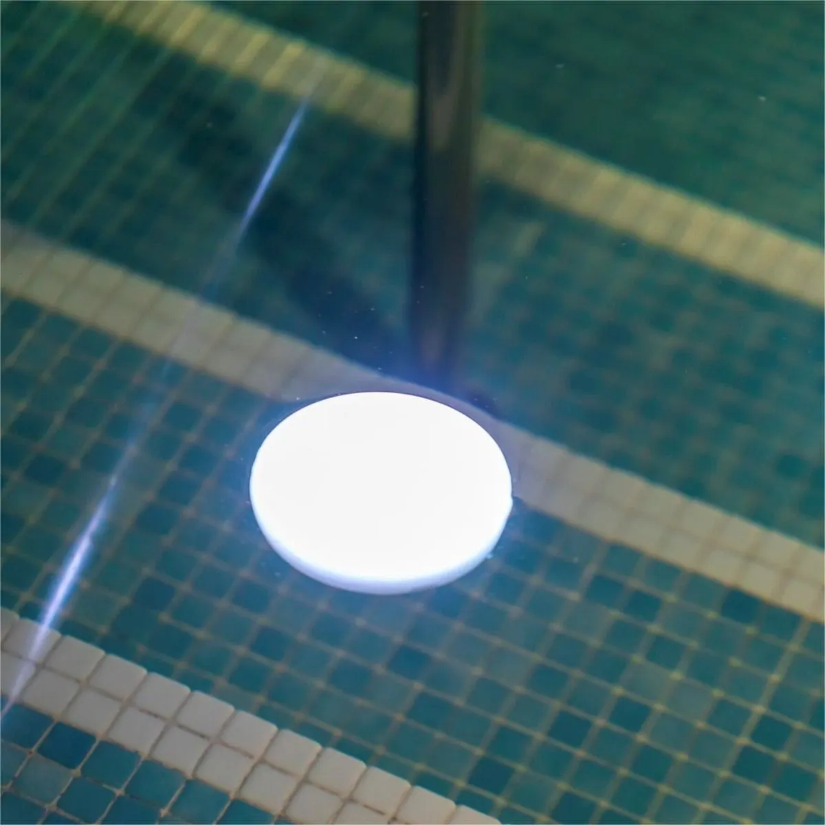 image pływające koło, okrągły dysk, podkładka?, świetlne element, basen