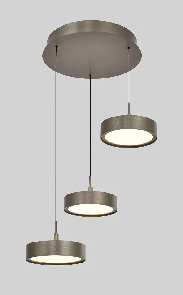lampa wisząca, trzy punkty, metalowy odcień, okrągłe klosze, zasilanie wiszące