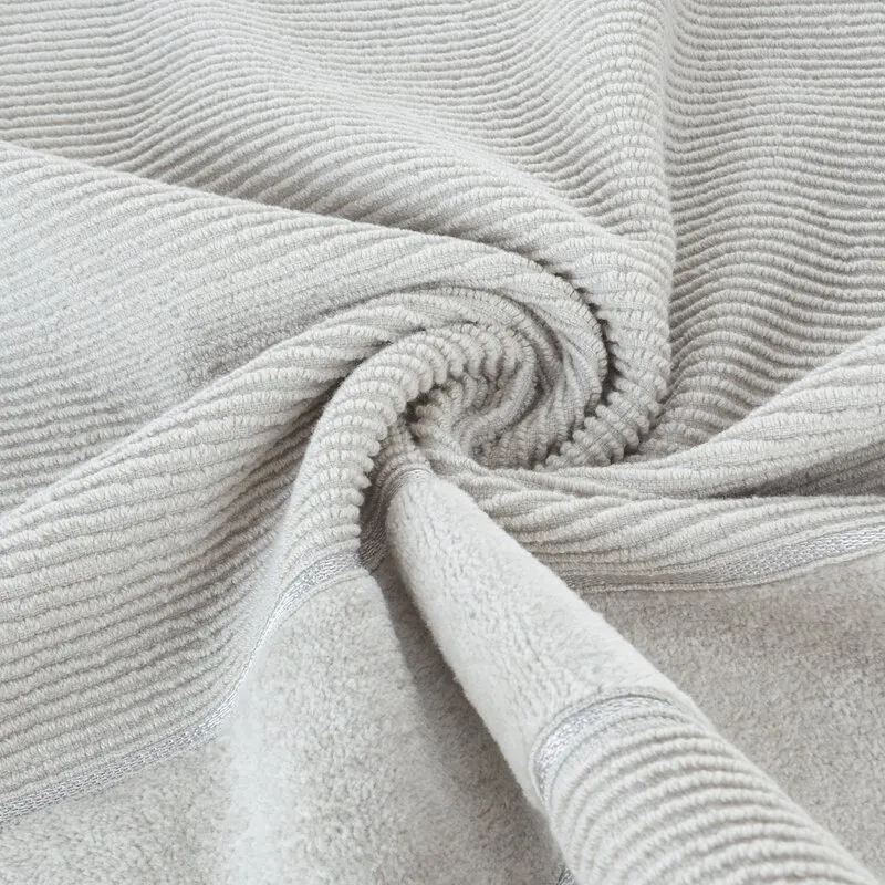 RĘCZNIK EMMA (04) 50 X 90 CM SREBRNY - EU_460018