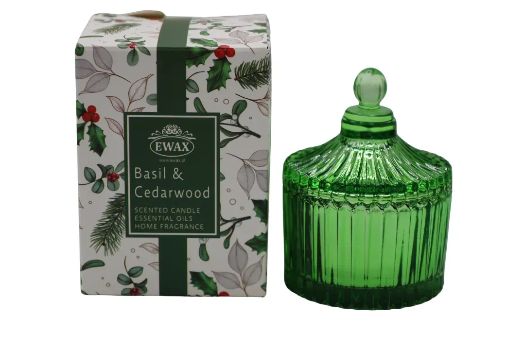 Świeczka w szkle BASIL&CEDARWOOD mała zielona Świeczka w szkle BASIL&CEDARWOOD mała zielona