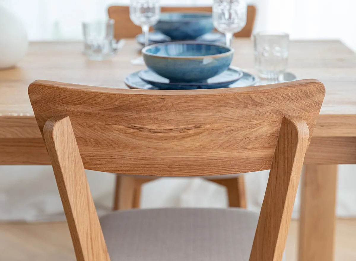 Krzesło dębowe LEON M11 z beżowym siedziskiem - dąb olejowany - KULKLM11