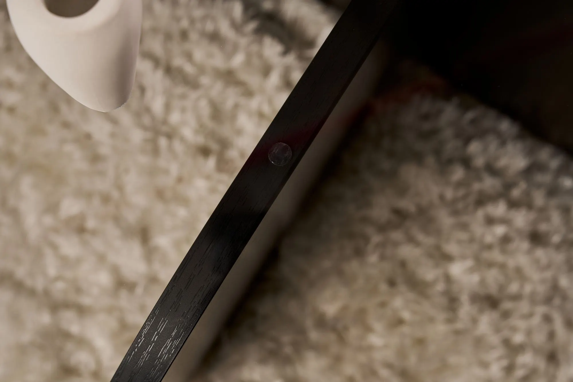 Stolik kawowy okrągły AERIS 75 cm czarny szklany blat transparentny - ASI_668NRD1103