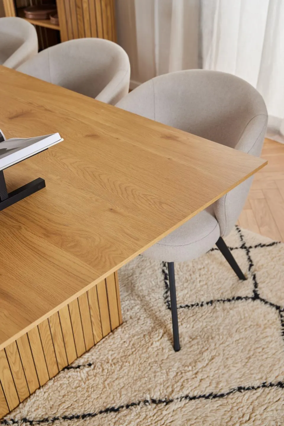 Stół COLIMA 210x100 dąb lakierowany - H000023333