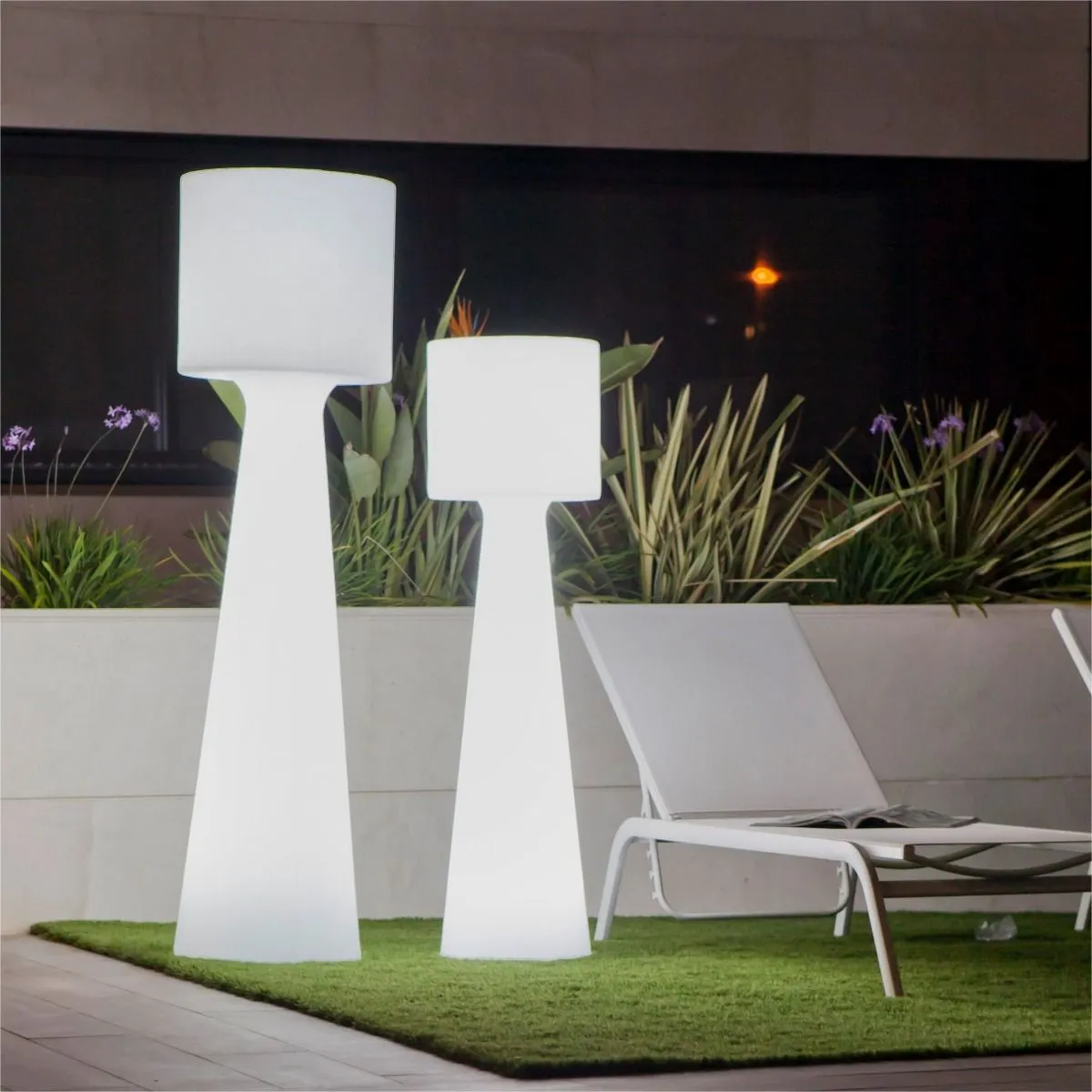 lampy, lampa stojąca, modułowa lampa, biała, ogród