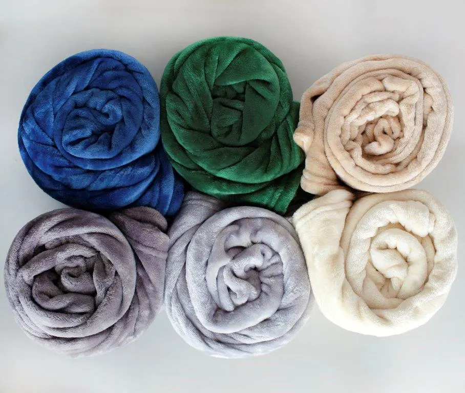 Koc pluszowy SIGLO 220X200 mikrofibra 240g/m2 srebrny - FARO_22602