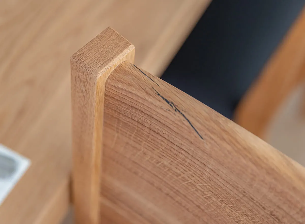 Krzesło drewniane PRATO czarne siedzisko dąb olejowany - KDBCZ