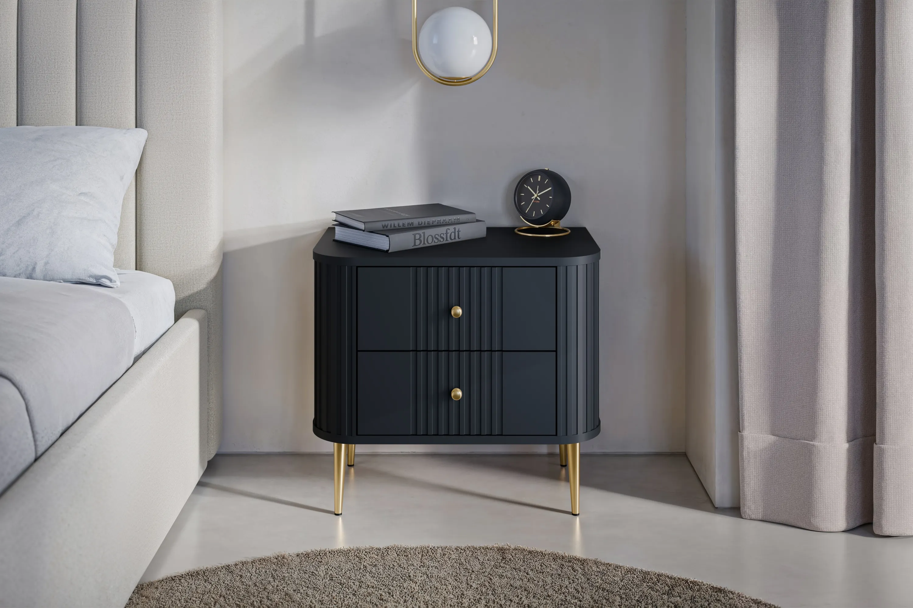 Szafka nocna z 2 szufladami VESPER 56 zestaw 2 sztuk ryflowany front czarny złote nogi - B_163843
