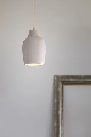 Lampa wisząca NORA A ceramiczny klosz beżowa - SI_41369