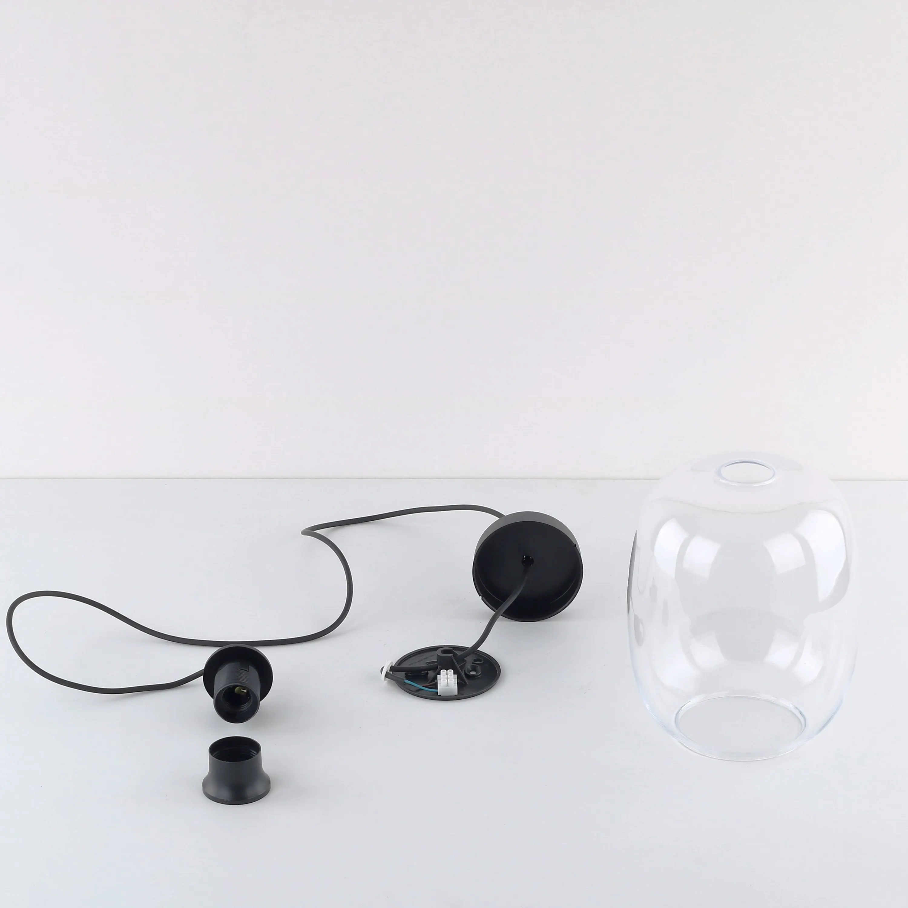 Lampa wisząca ELIO czarna z transparentnym szklanym kloszem 170x20cm - TK_4339