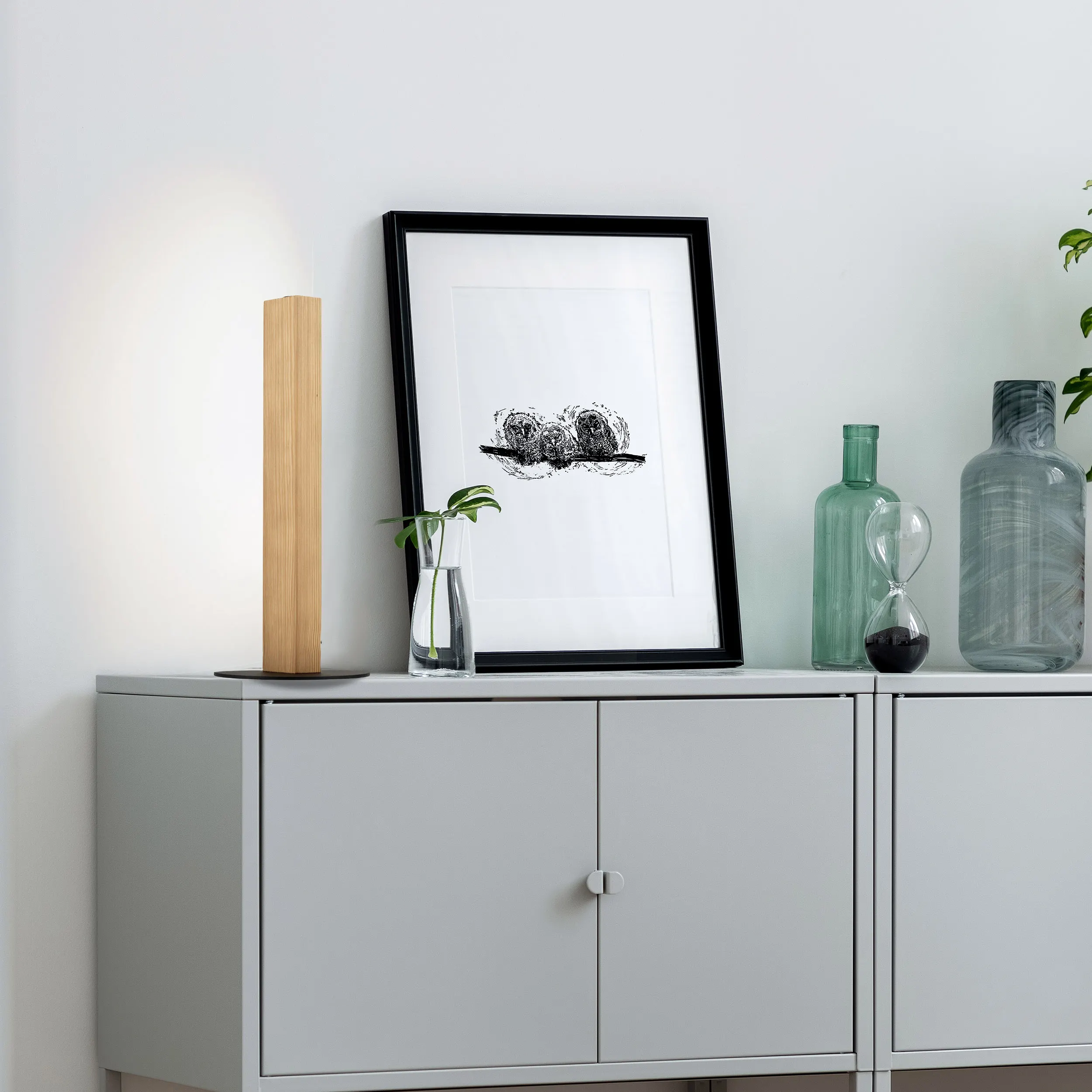 Lampka nocna TEO LED 15W jasna sosna na czarnej podstawie z przyciskiem 41x17cm - TK_1412