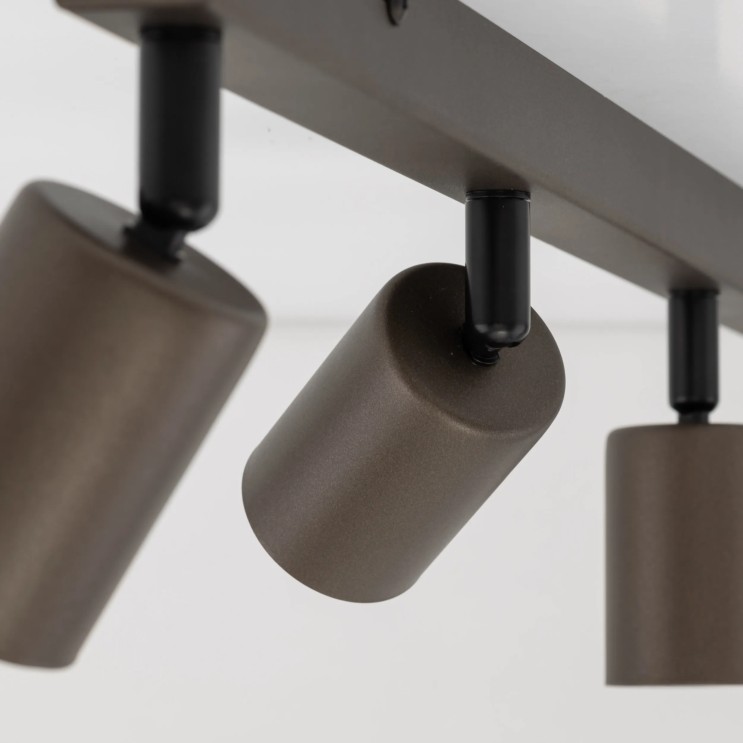 Lampa sufitowa TOP brązowa metalowa regulowana na listwie 83x19x15cm - TK_6182