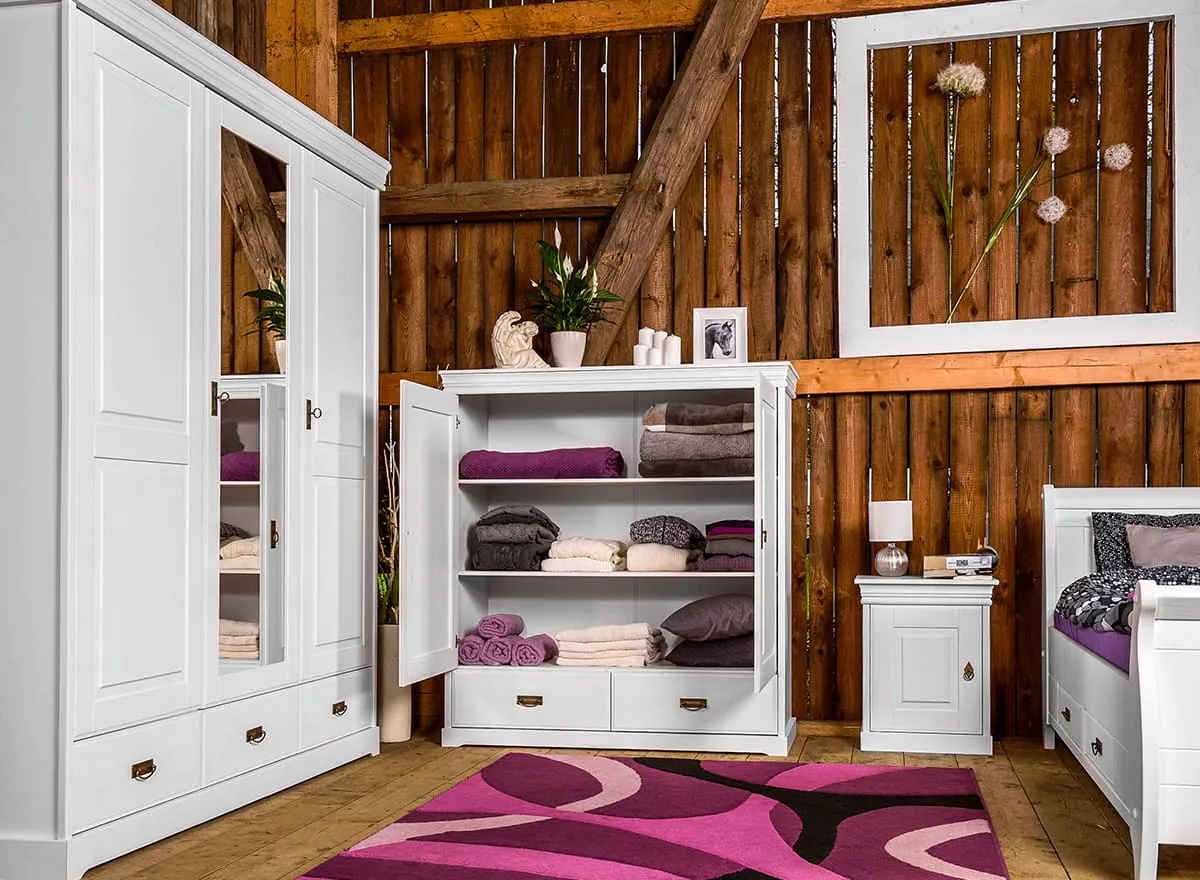 Bieliźniarka 2-drzwiowa z 2 szufladami sosnowa Toskania Biała - PL2015B