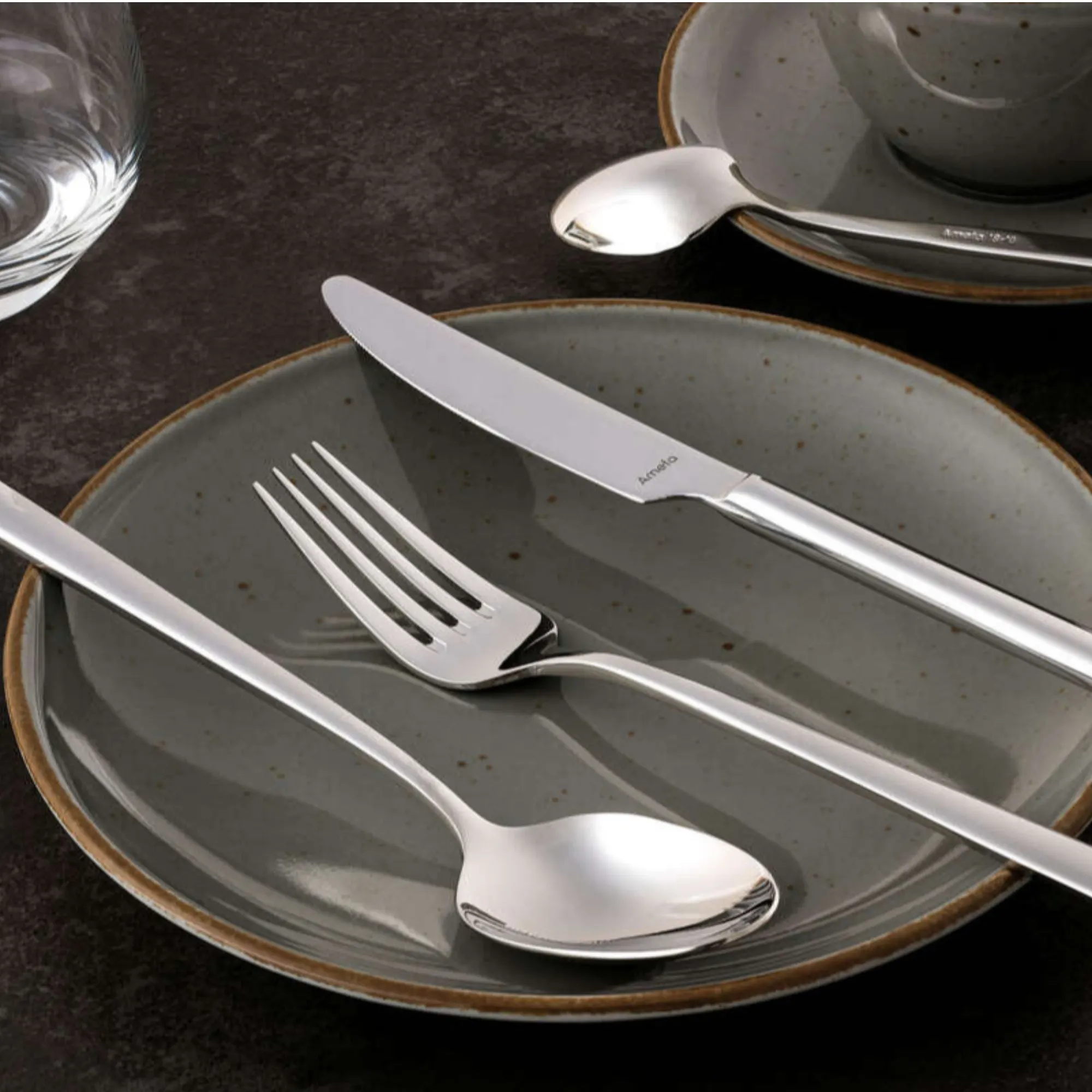 wide_plate, stoneware, gray, cutlery, silverware