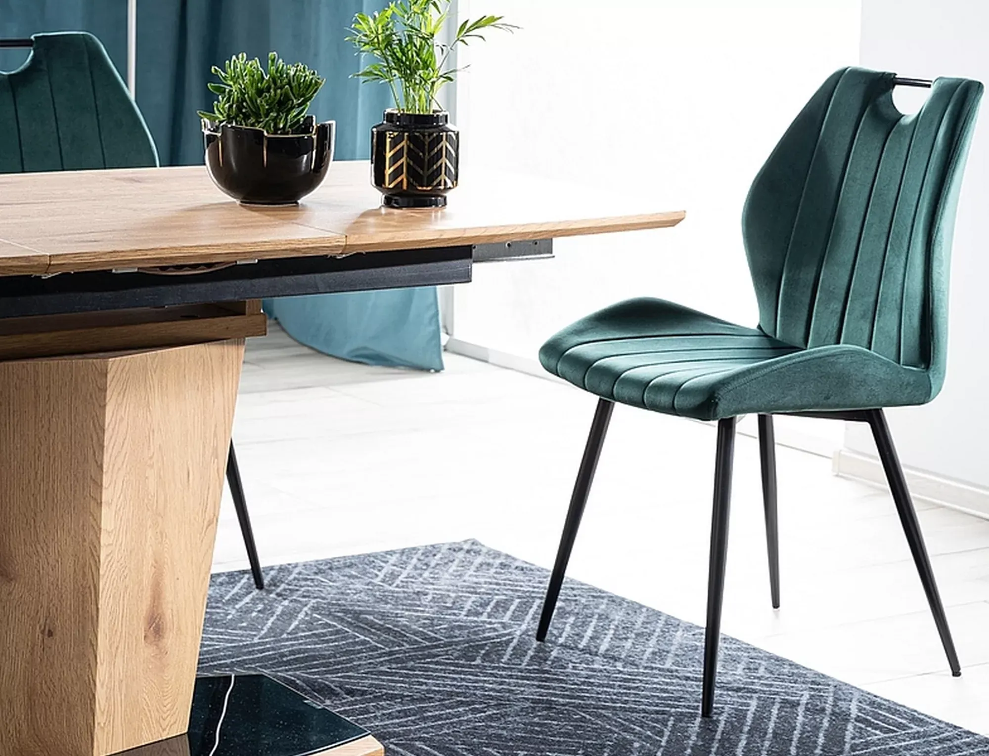 Krzesło tapicerowane ARCO VELVET Bluvel 78 zielony czarny stelaż - ARCOVCZ