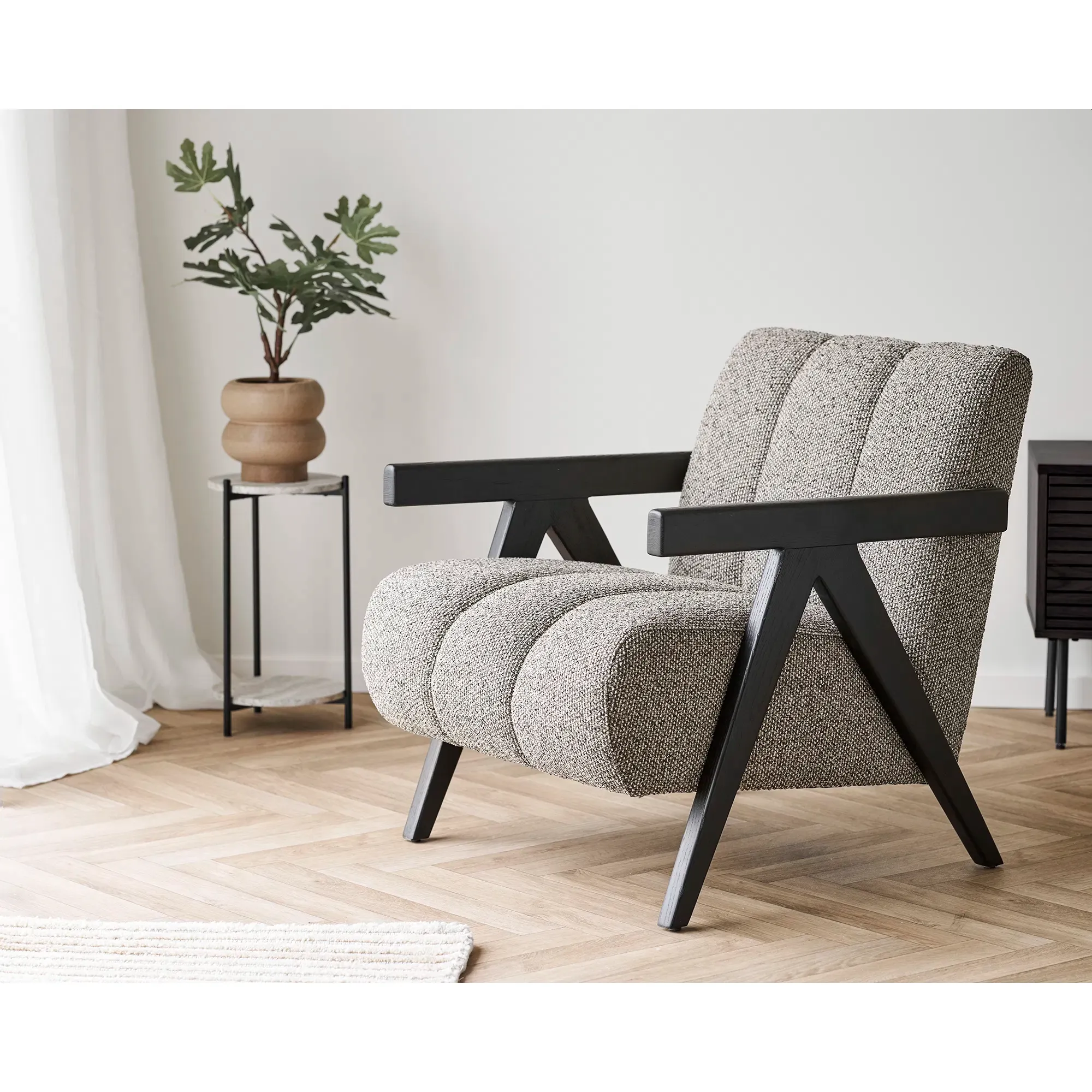 Stolik pomocniczy LEUVEN 27x27 cm - efekt kamienia, nogi czarny