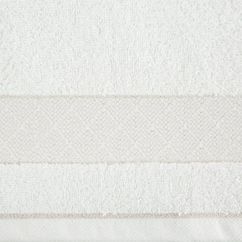 RĘCZNIK NESSY (01) 50 X 90 CM BIAŁY