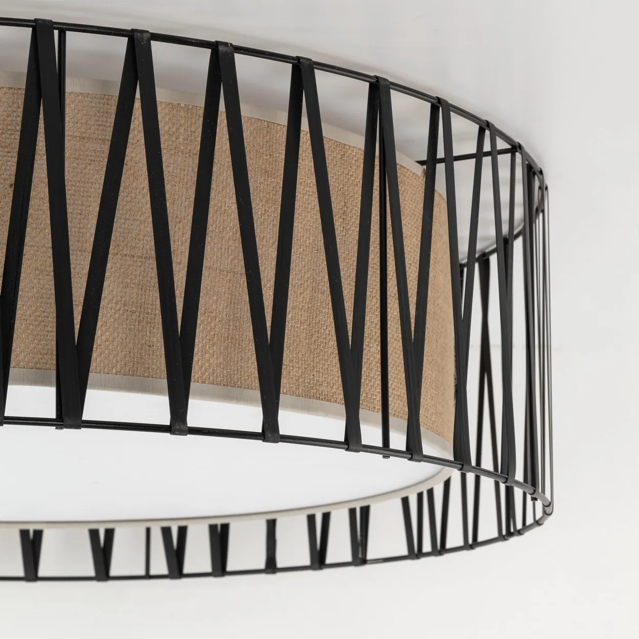 Lampa sufitowa HARMONY czarna tasiemka z brązowym kloszem z tkaniny plecionki okrągła 71x21cm - TK_4556