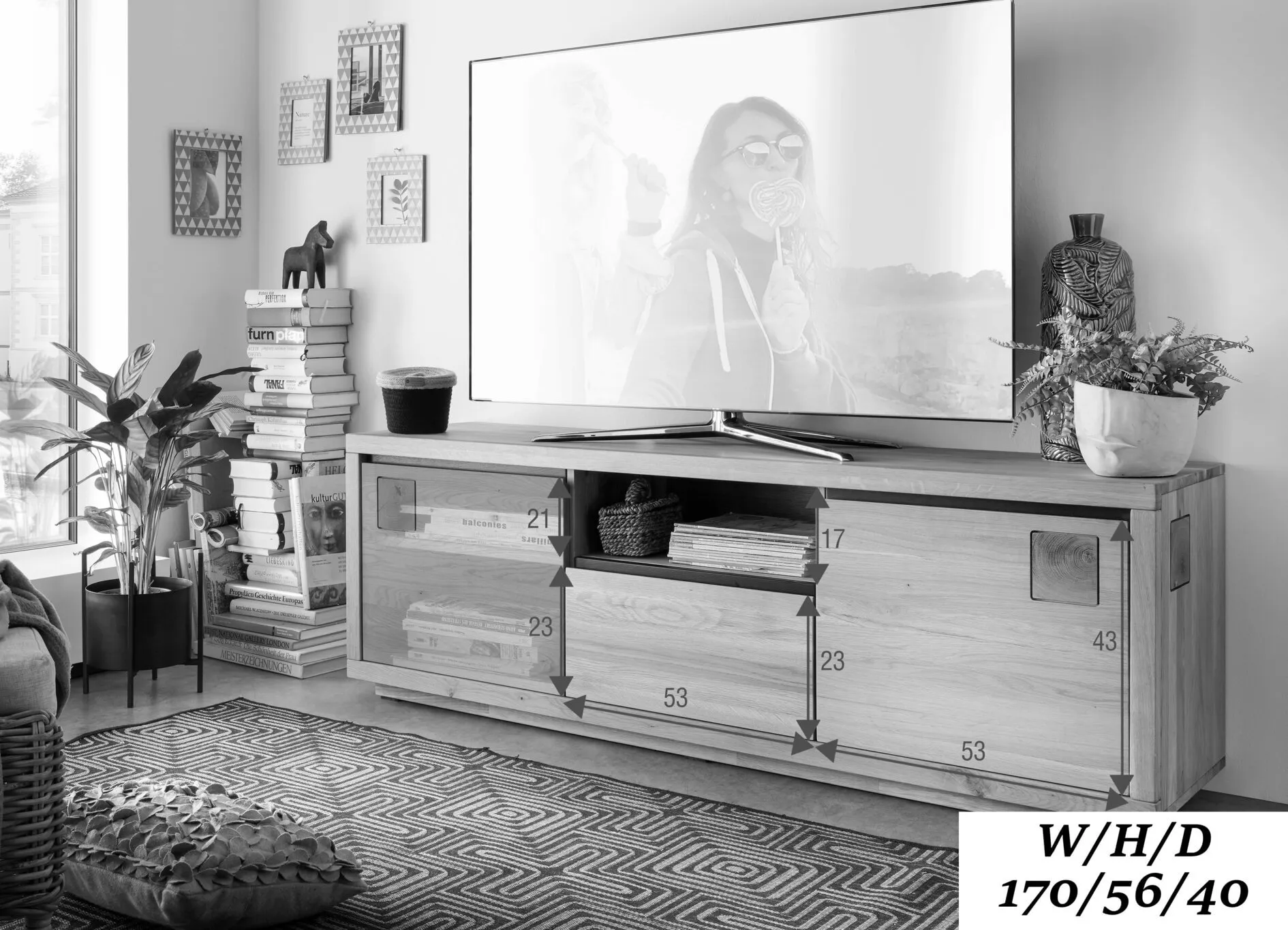 Szafka rtv dębowa HALLOW 170x56 z 2 drzwiami i szufladą - GK_1031596001